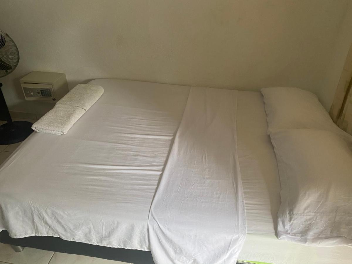 Palomino Hostel 外观 照片
